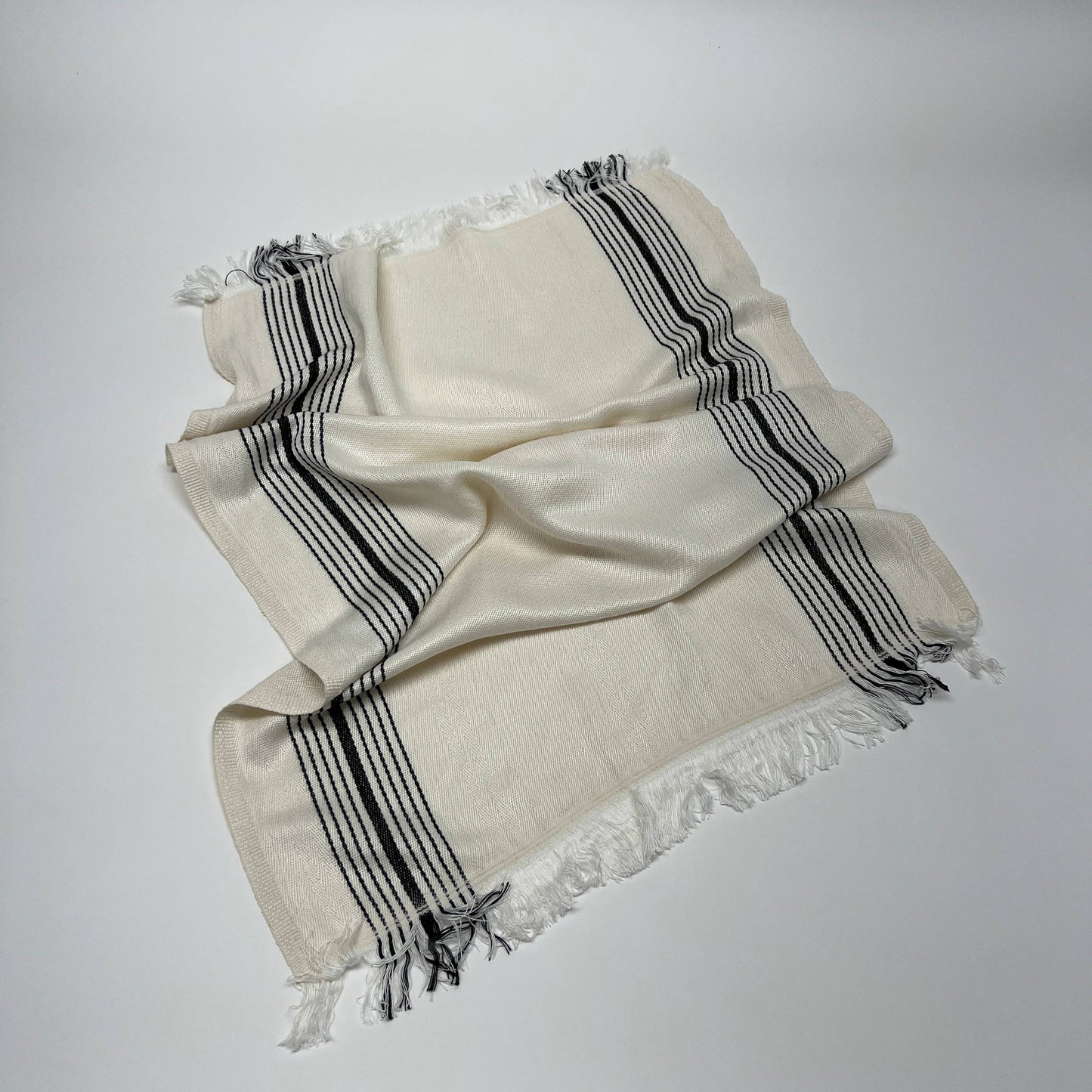 Zebrine Eye Lash Tassel Turkish Hand Towel